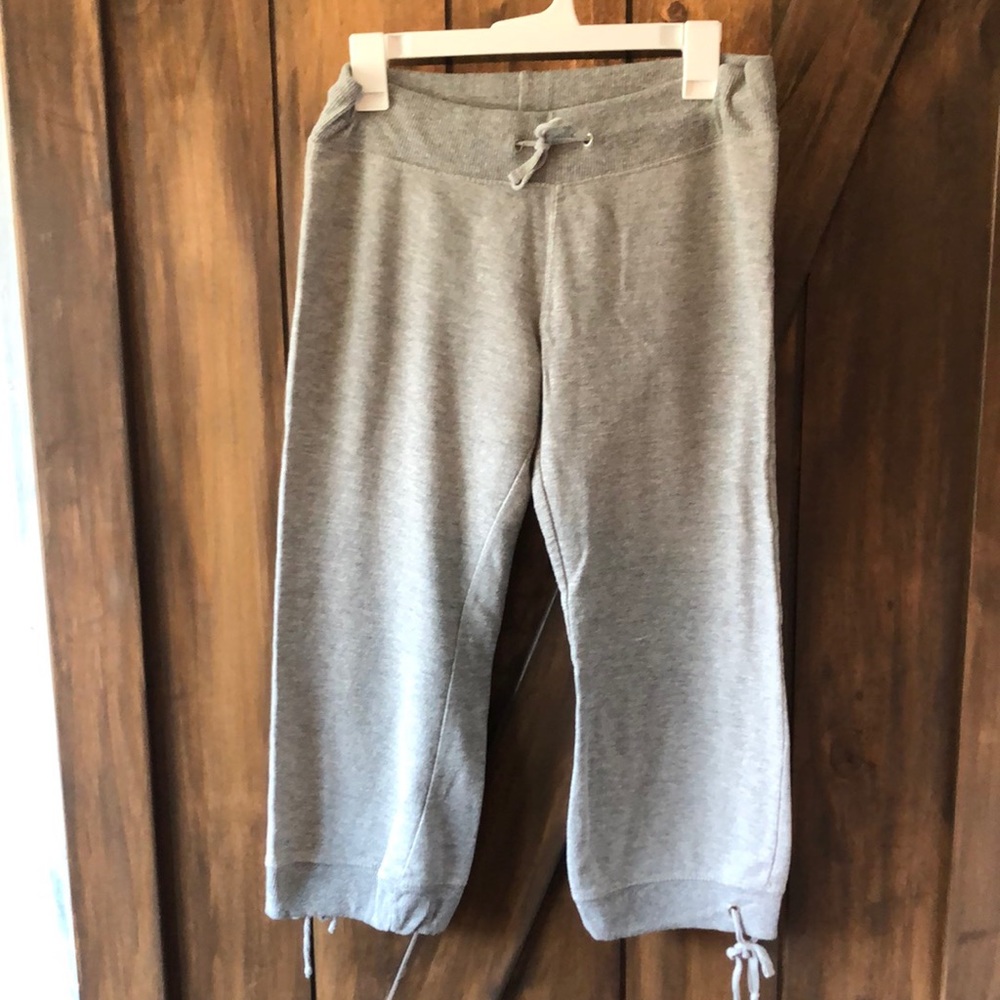 $5/$25 Sweet Juliet sweats size Medium